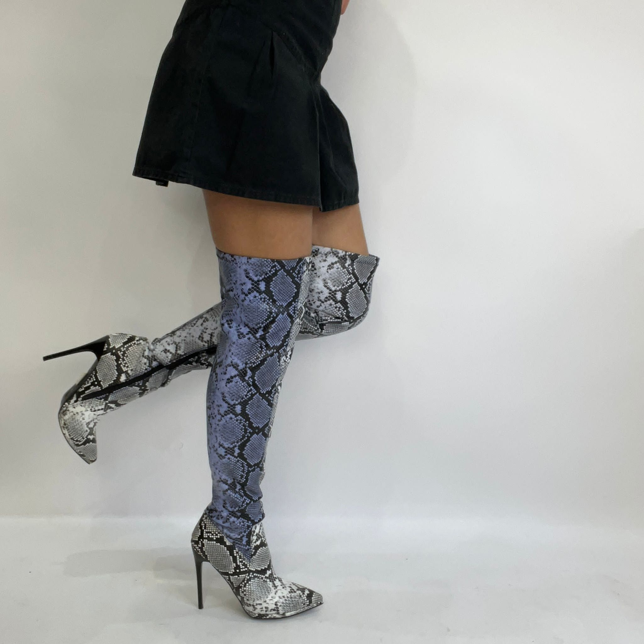 MOB WIFE DROP thigh high white snakeskin boots remass