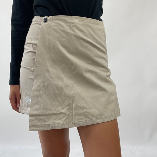 AMELIA GRAY DROP | small beige skort with blue stripes