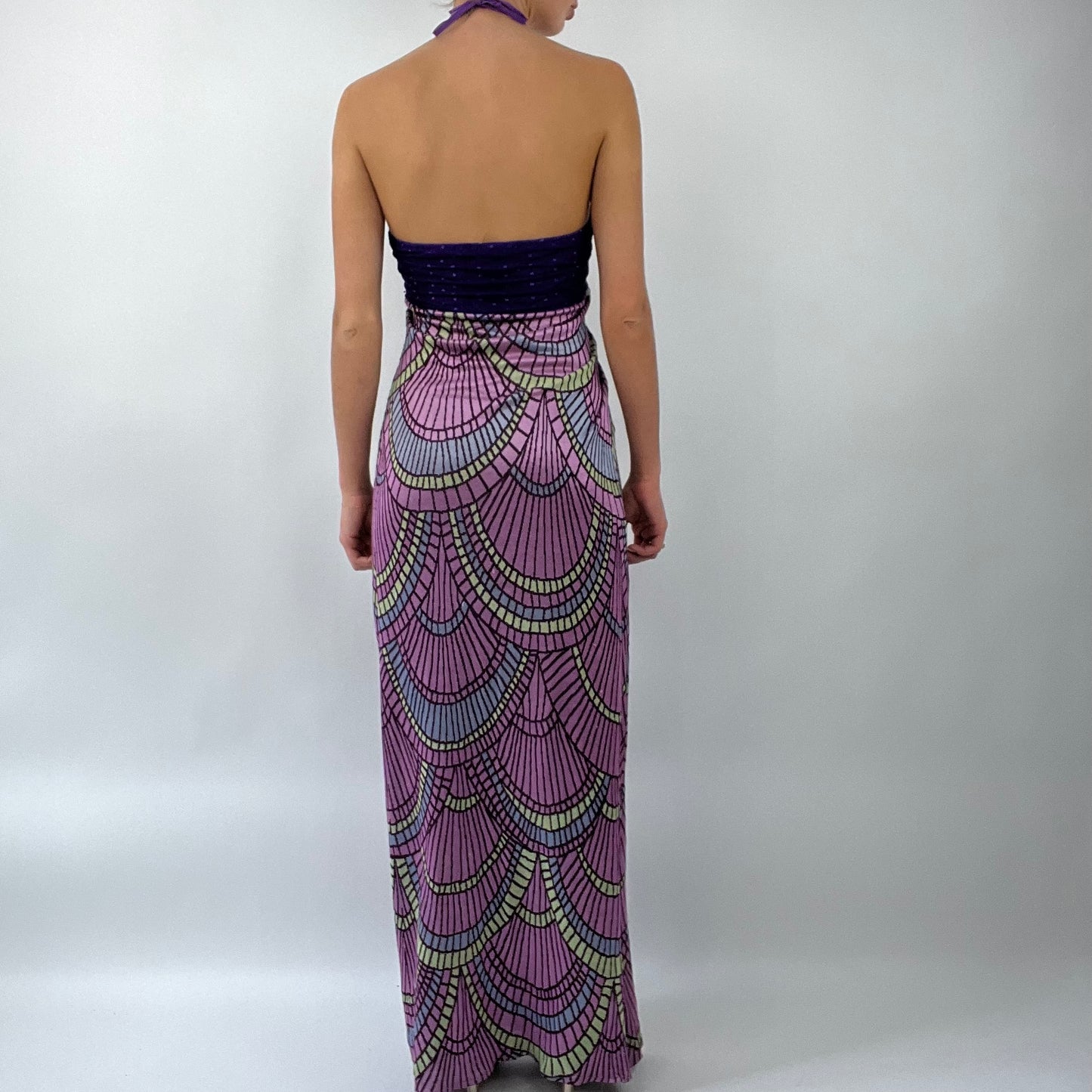 💻PROM SEASON DROP | medium purple custo barcelona maxi halterneck dress