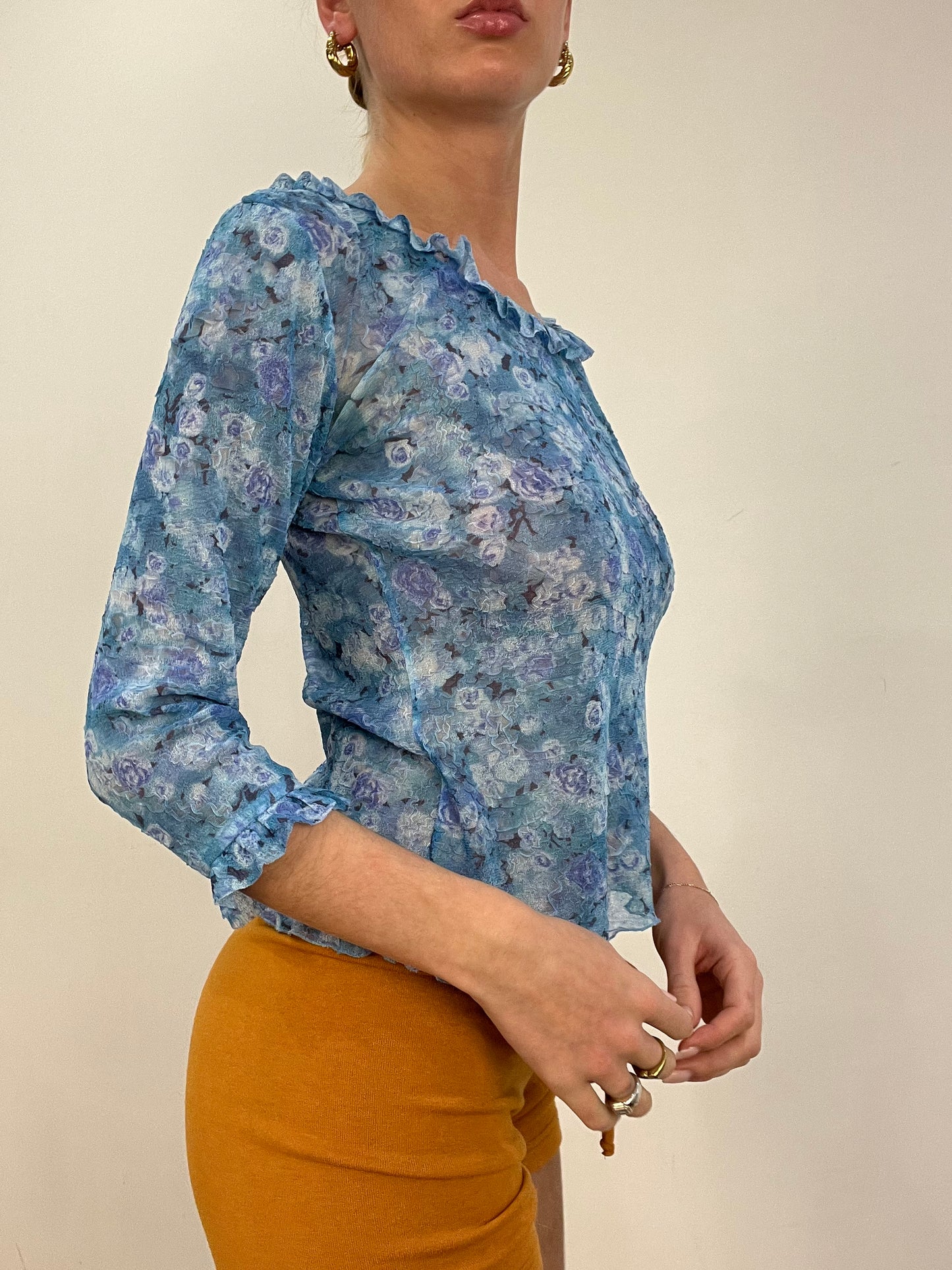 vintage edit nine | medium blue floral lace top