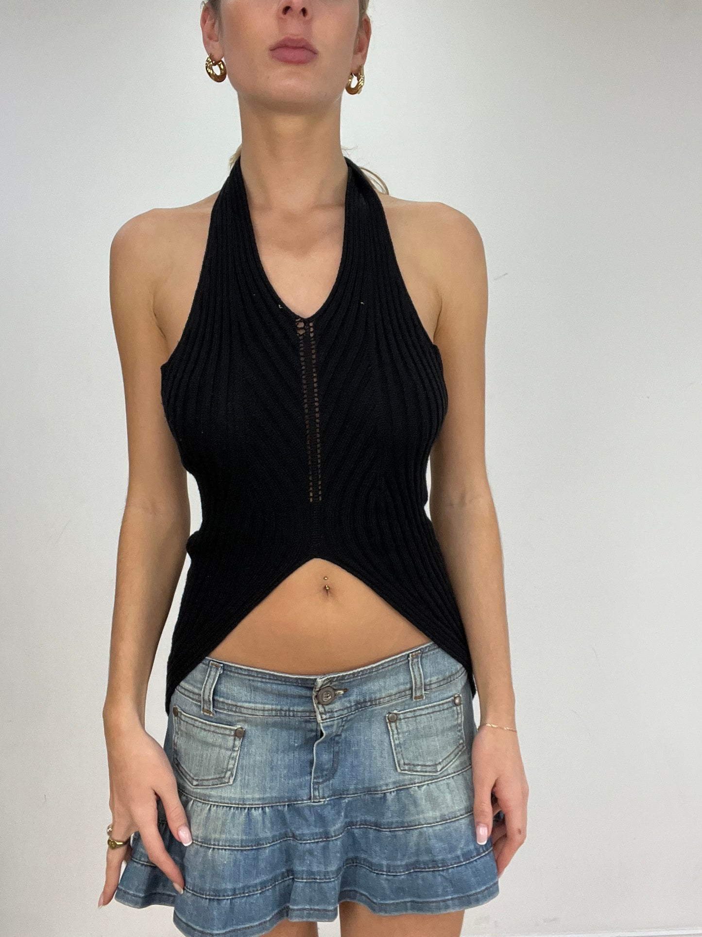 vintage edit five | medium black knitted halterneck top