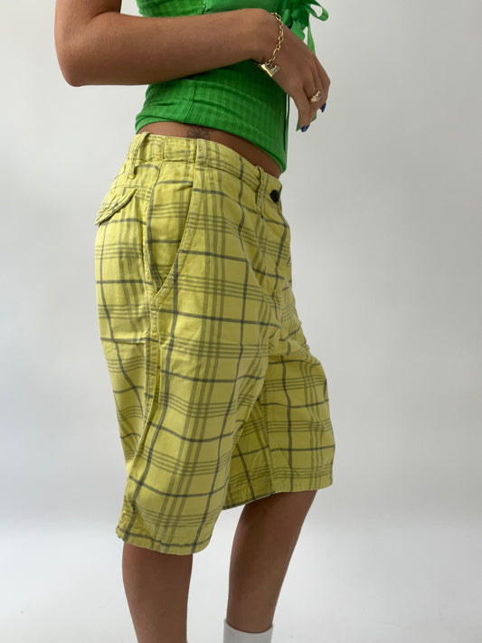 FRUITY DROP | medium yellow checkered jorts