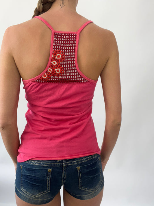 SUMMER SOLSTICE DROP | small pink replay tank top with embroidery replay spellout