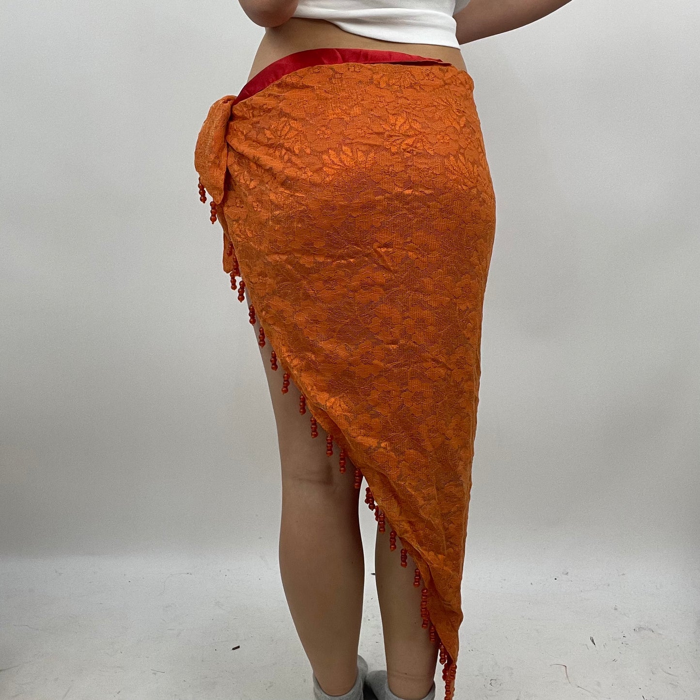 💻‼️ BEST PICKS | #2 orange lace sarong / shawl with red beads