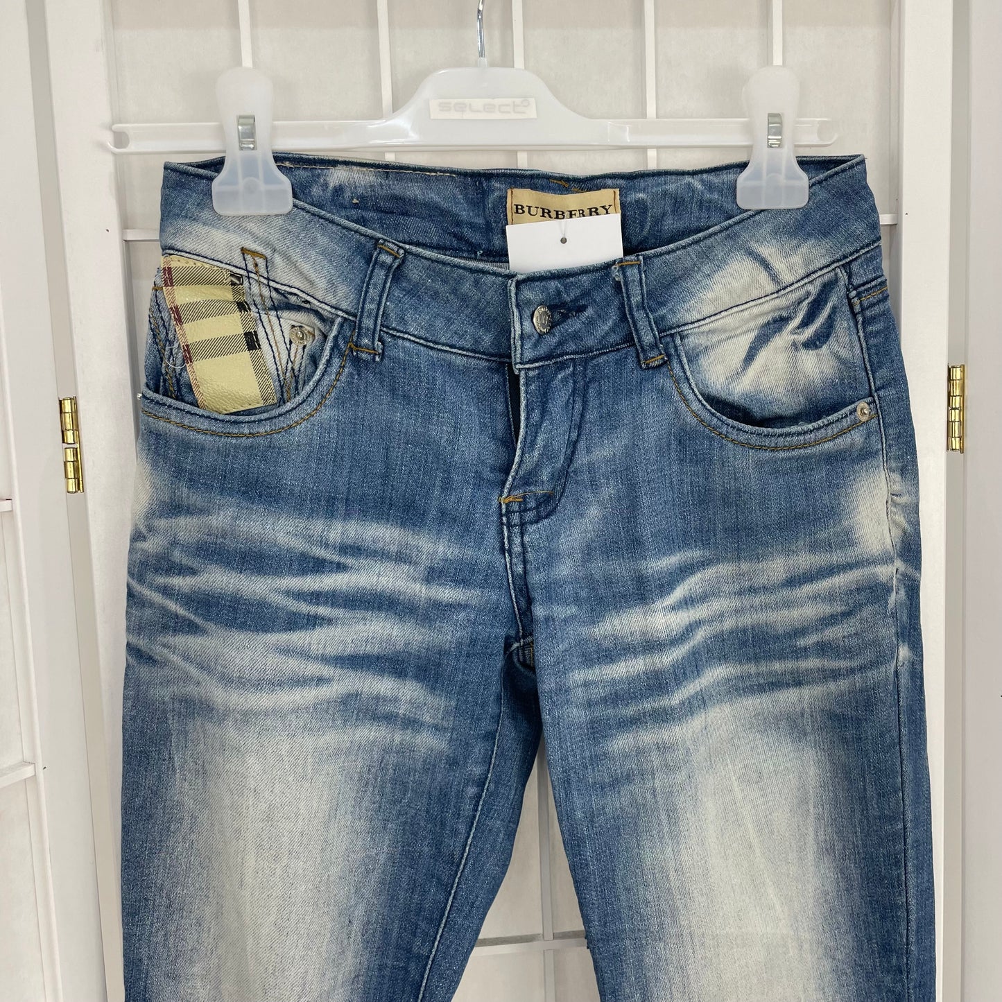 QUIET LUXURY DROP | small blue burberry bleached look jeans