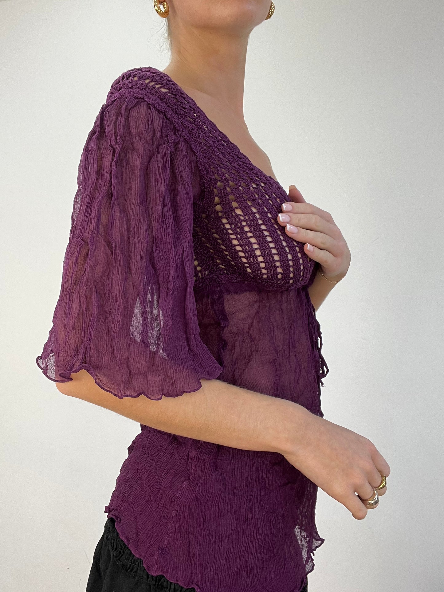 WINTER TRENDS | small purple crochet top