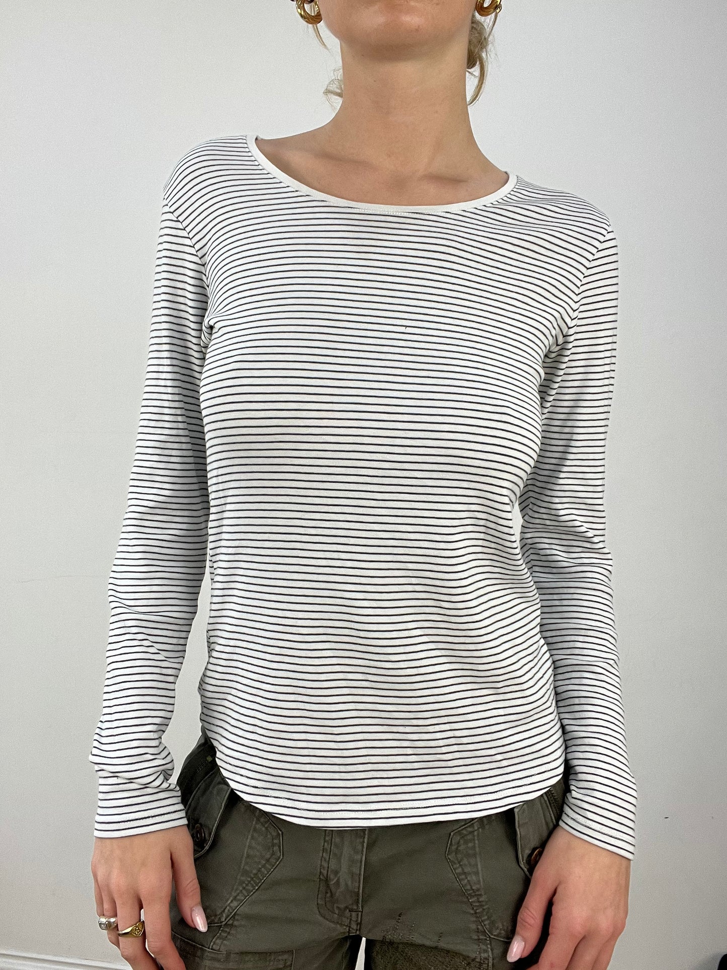 countryside | large white and navy striped long sleeve top