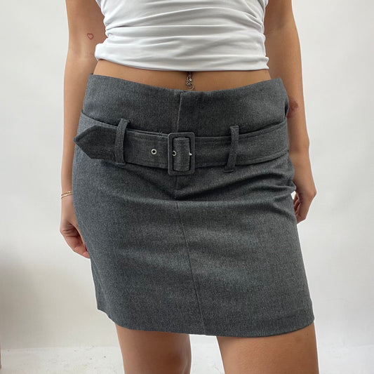 💻90s MINIMALISM DROP | small grey skirt with buckle detail