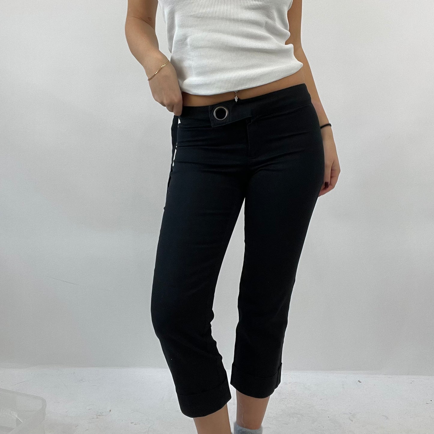 💻12 DAYS OF XMAS DROP | small black cropped trousers with tie waist detail