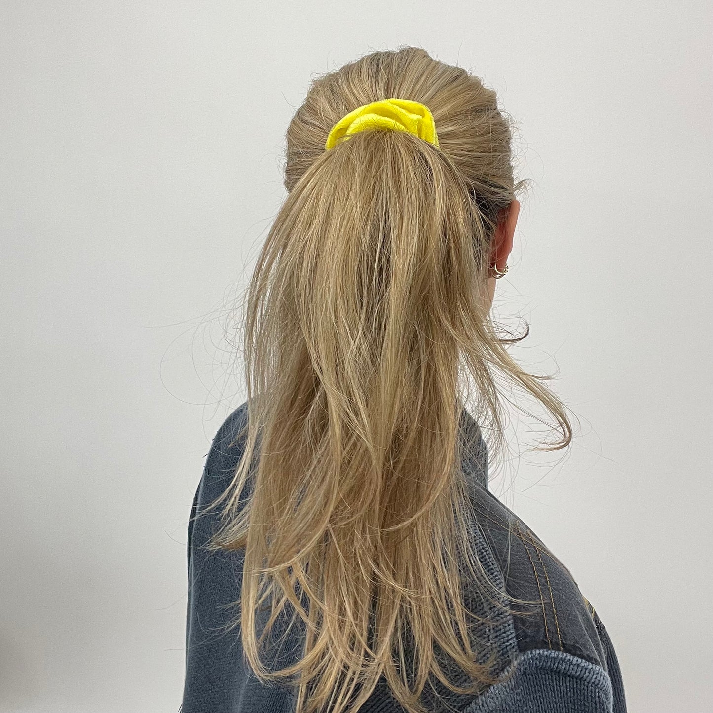 💻⭐️ | neon yellow velvet scrunchie