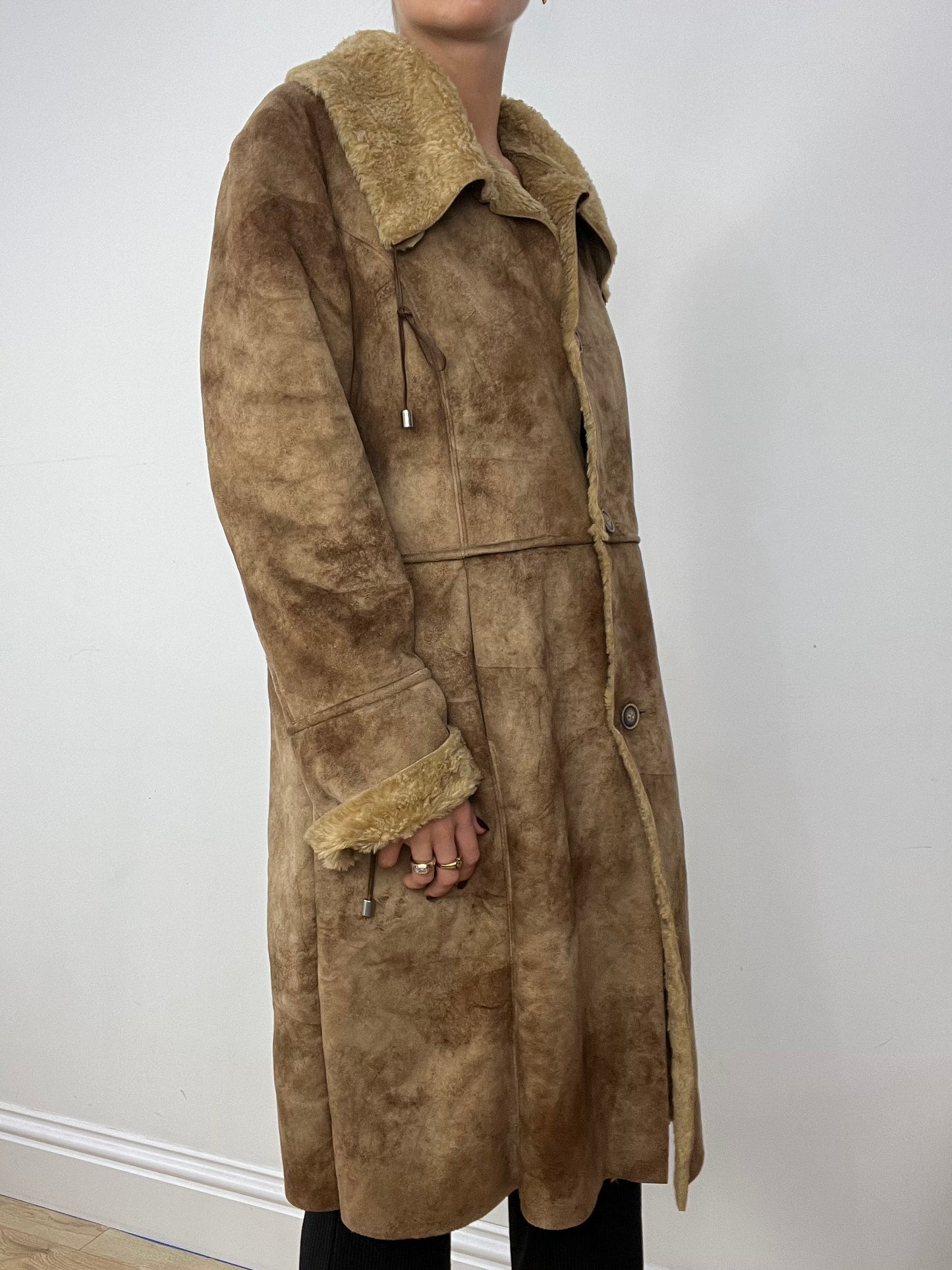 GILMORE GIRLS | medium brown suede sherpa long coat