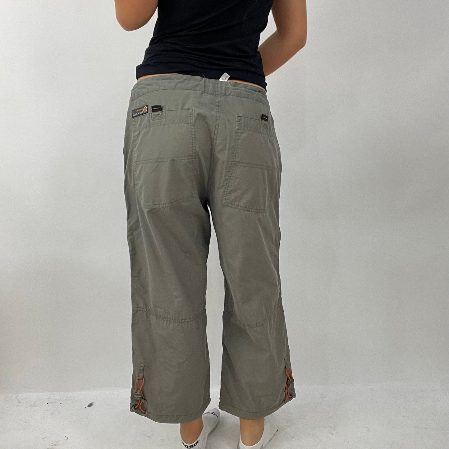 DAINTY DROP  khaki 3/4 length embroidered trousers - small – remass