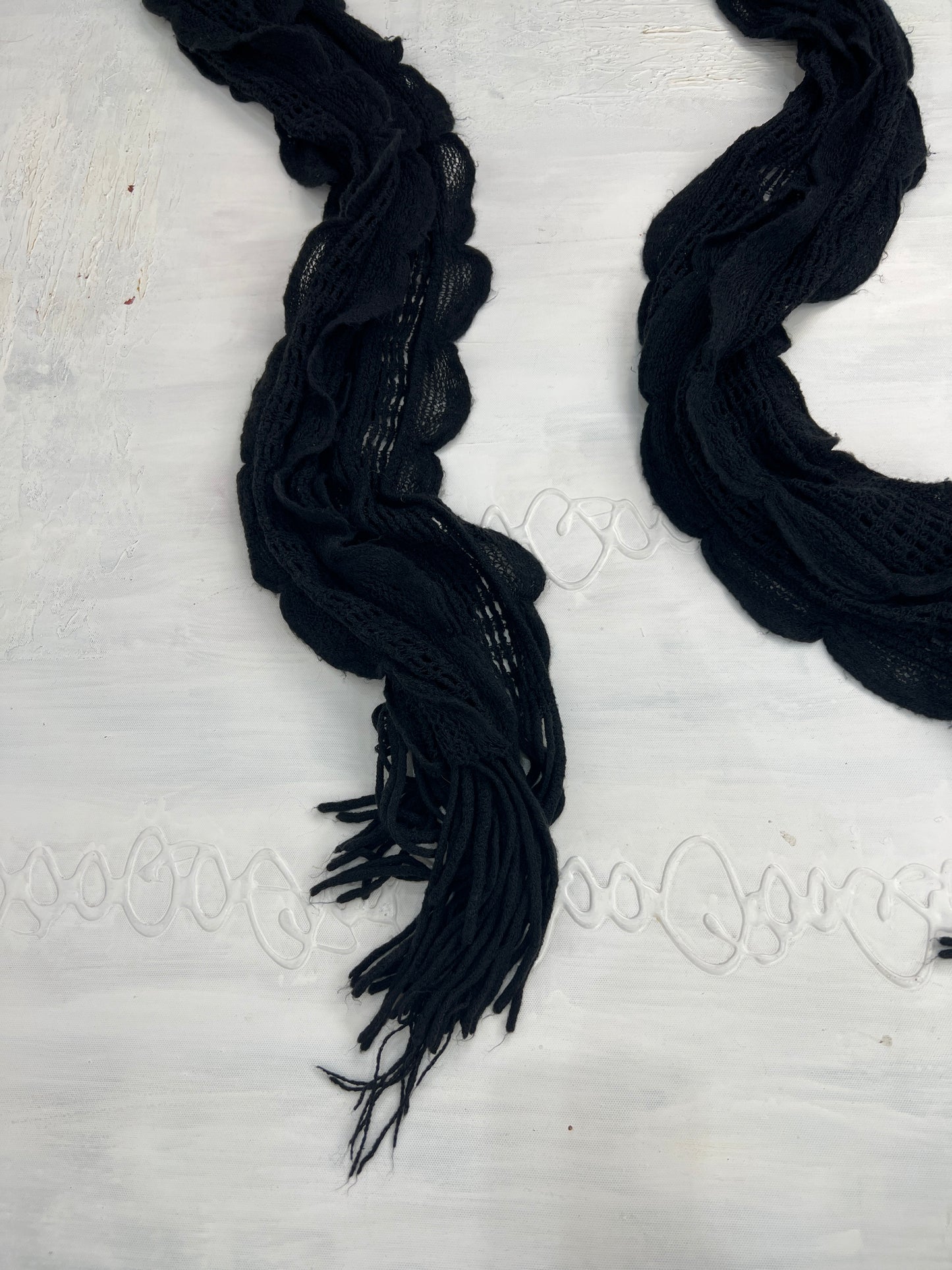 BONFIRE NIGHT | black knitted ruffle scarf