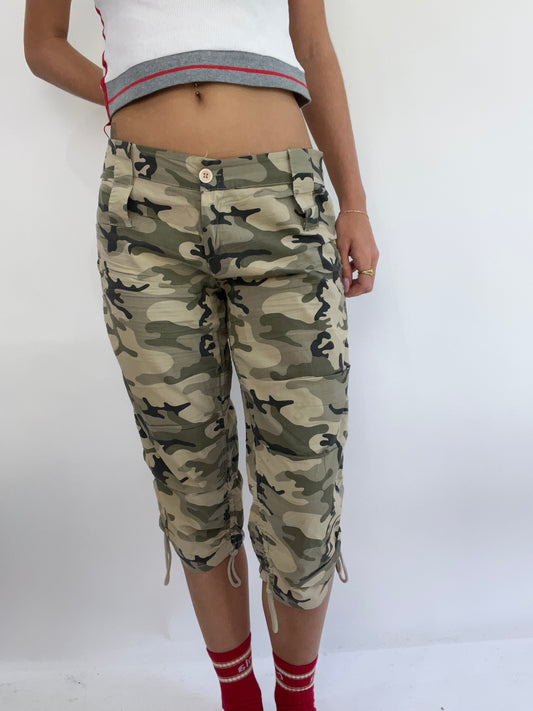 MADELINE ARGY DROP | medium camo cargo capris