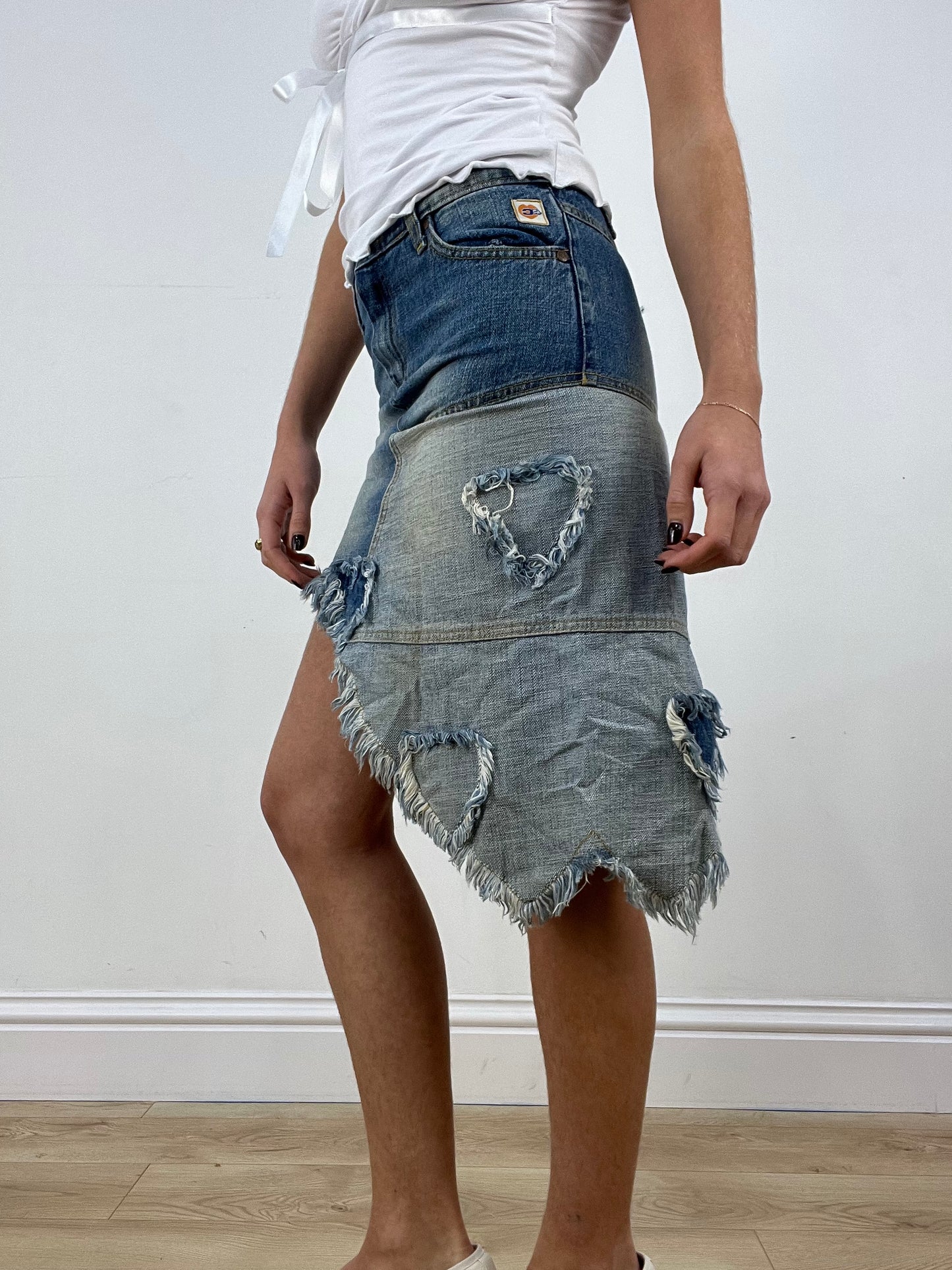 BONFIRE NIGHT | extra small mid wash asymmetric denim skirt