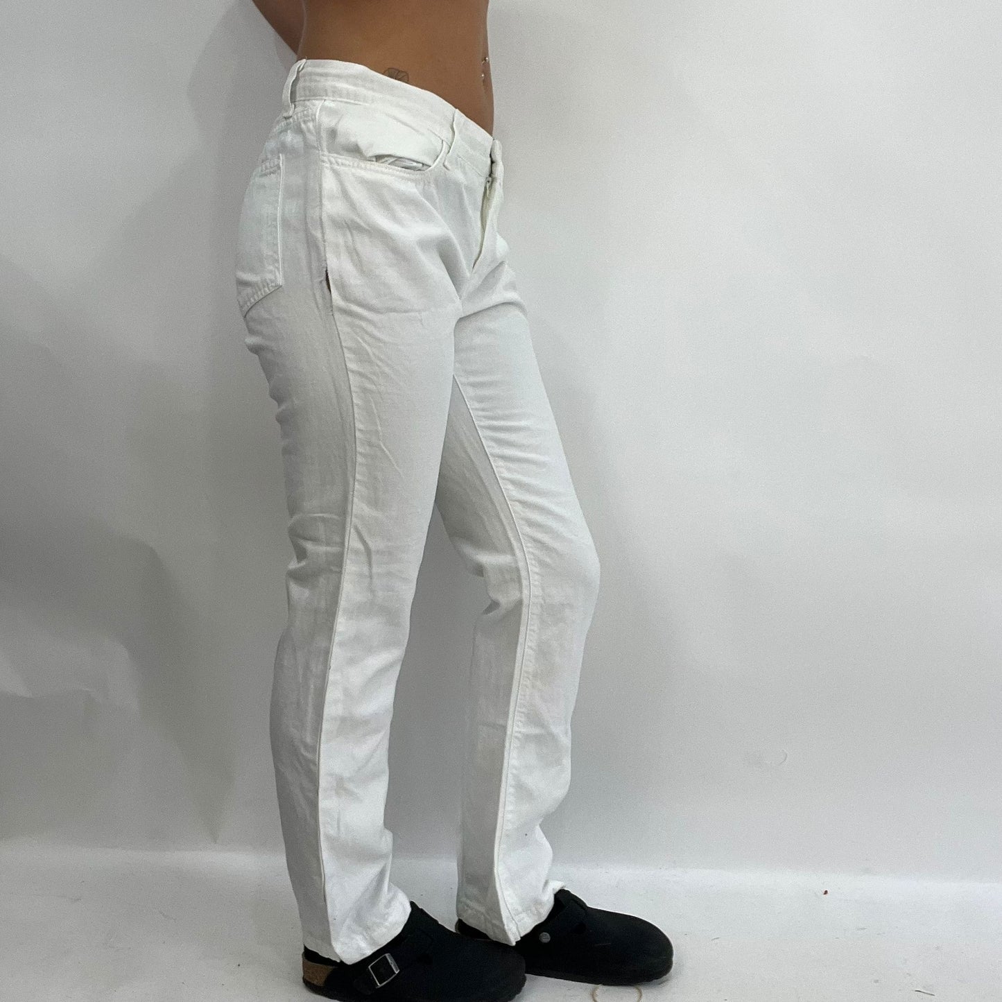 PARIS HILTON DROP | small white versace sport jeans