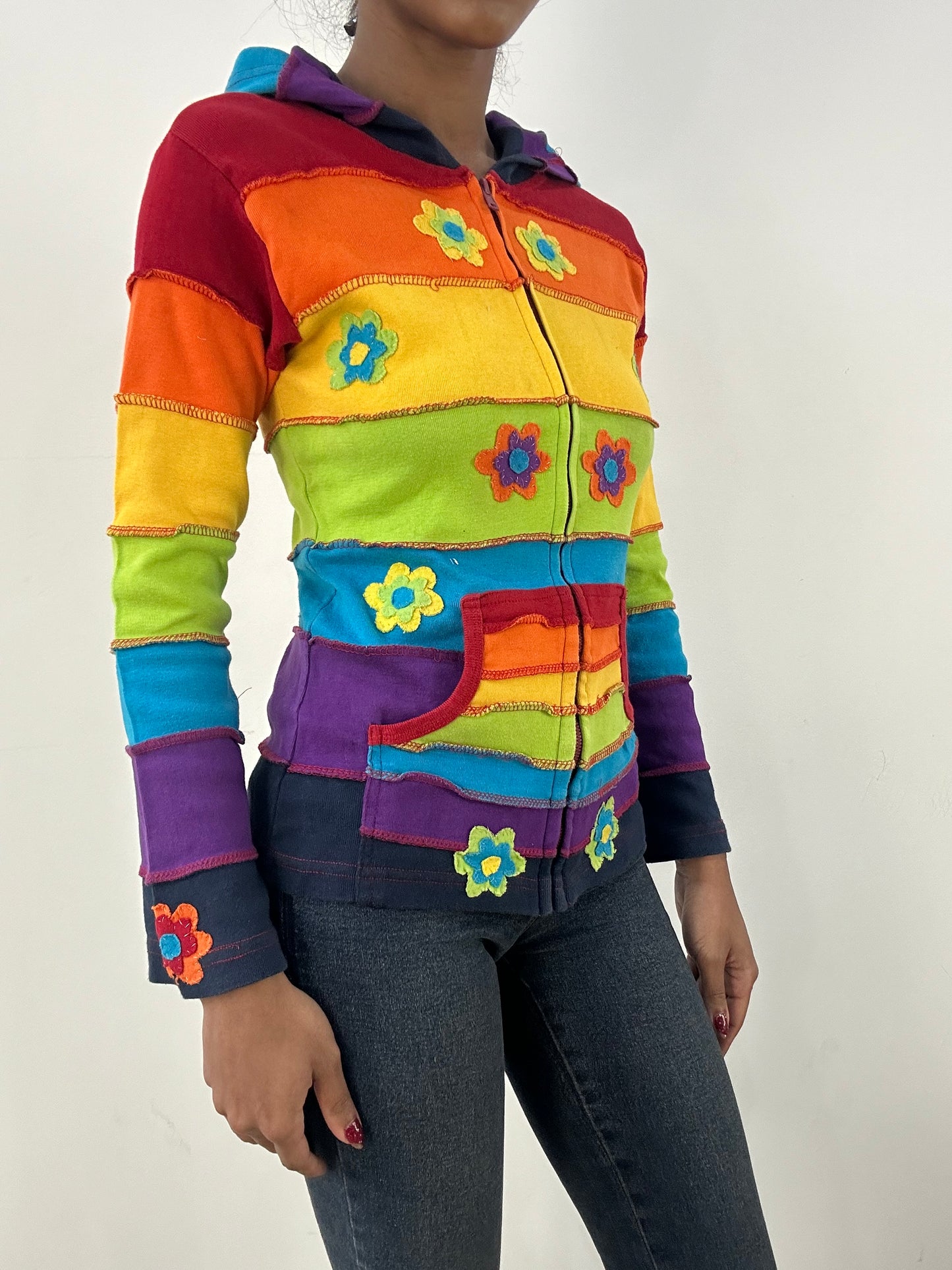 💻 HIPPY CHIC DROP | s/m rainbow hoodie with flower pattern