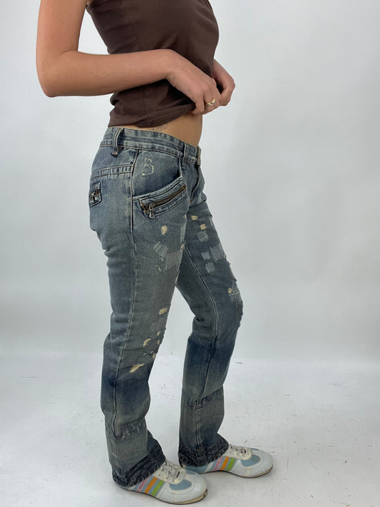TAYLOR SWIFT DROP | medium distressed calvin klein jeans