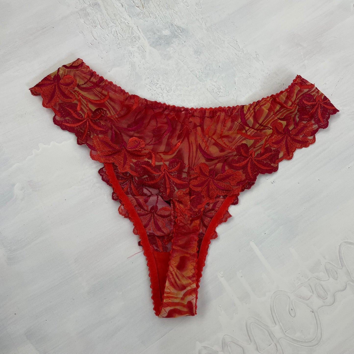 HIPPY CHIC DROP | medium red patterned lace underwear