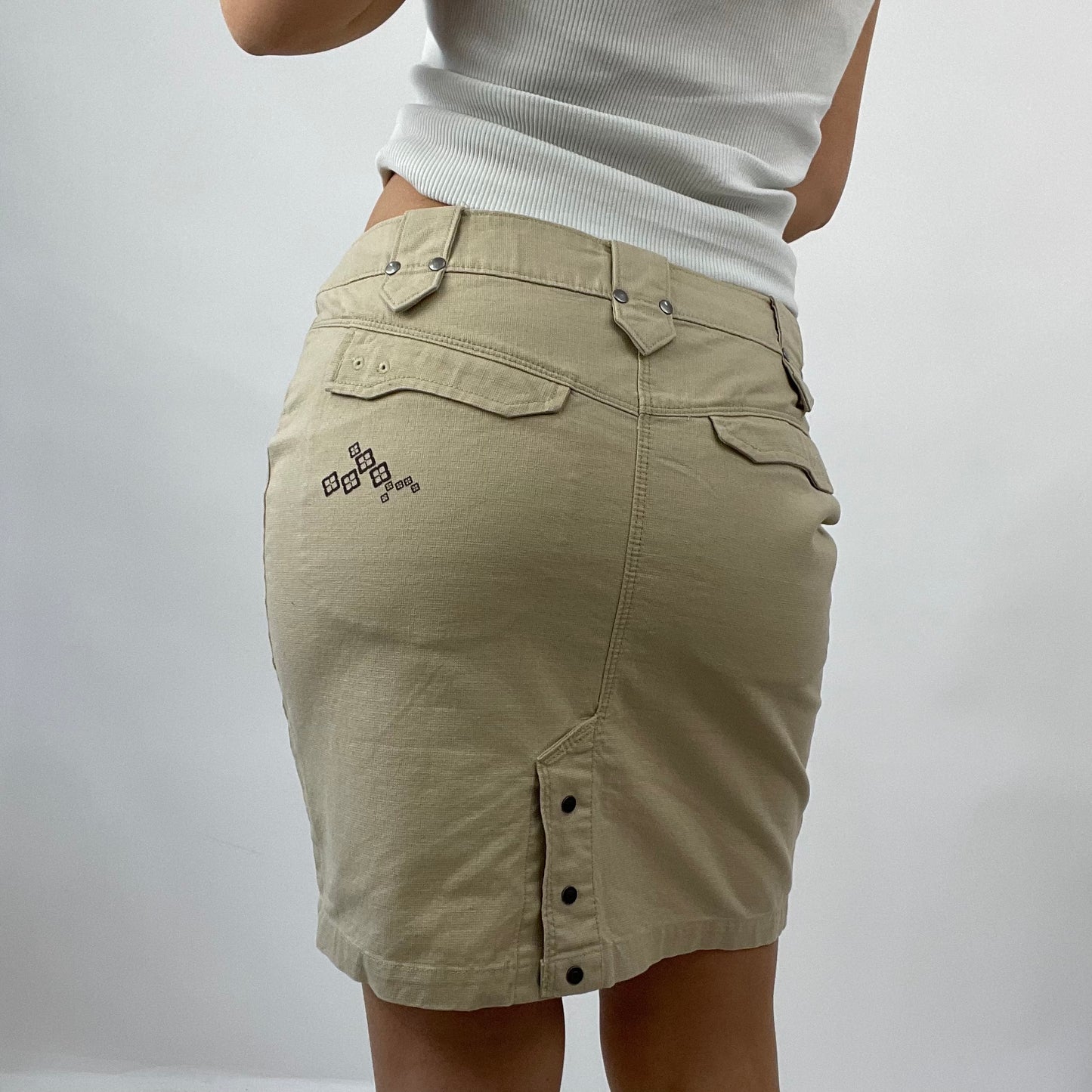 12 DAYS OF XMAS DROP | small beige puma skirt