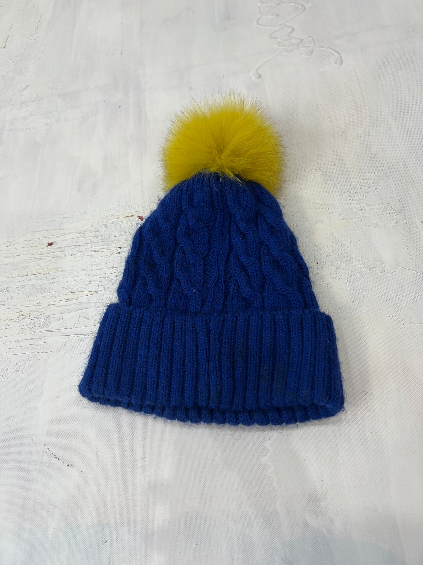 vintage edit seven | blue cable knit moncler beanie