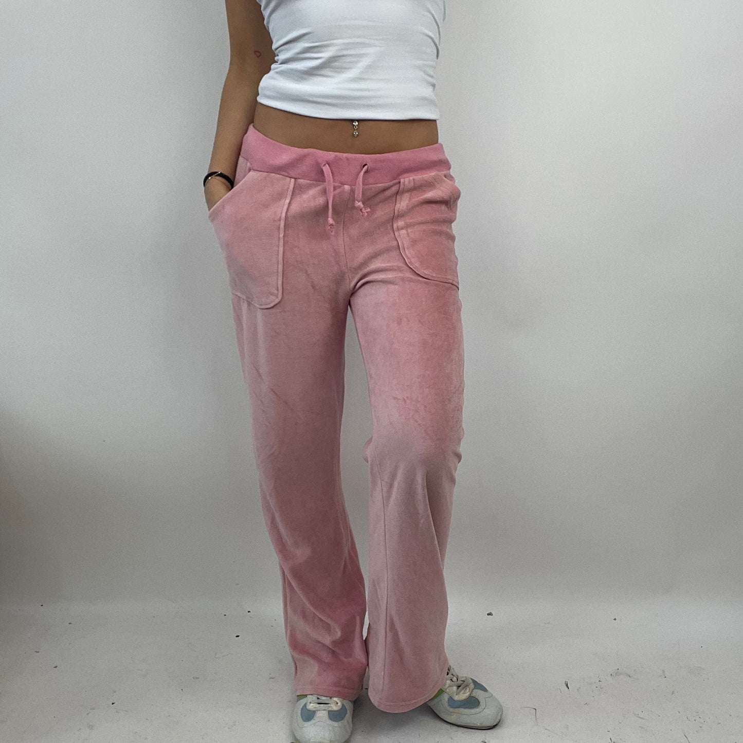 PARIS HILTON DROP | medium pink velour joggers