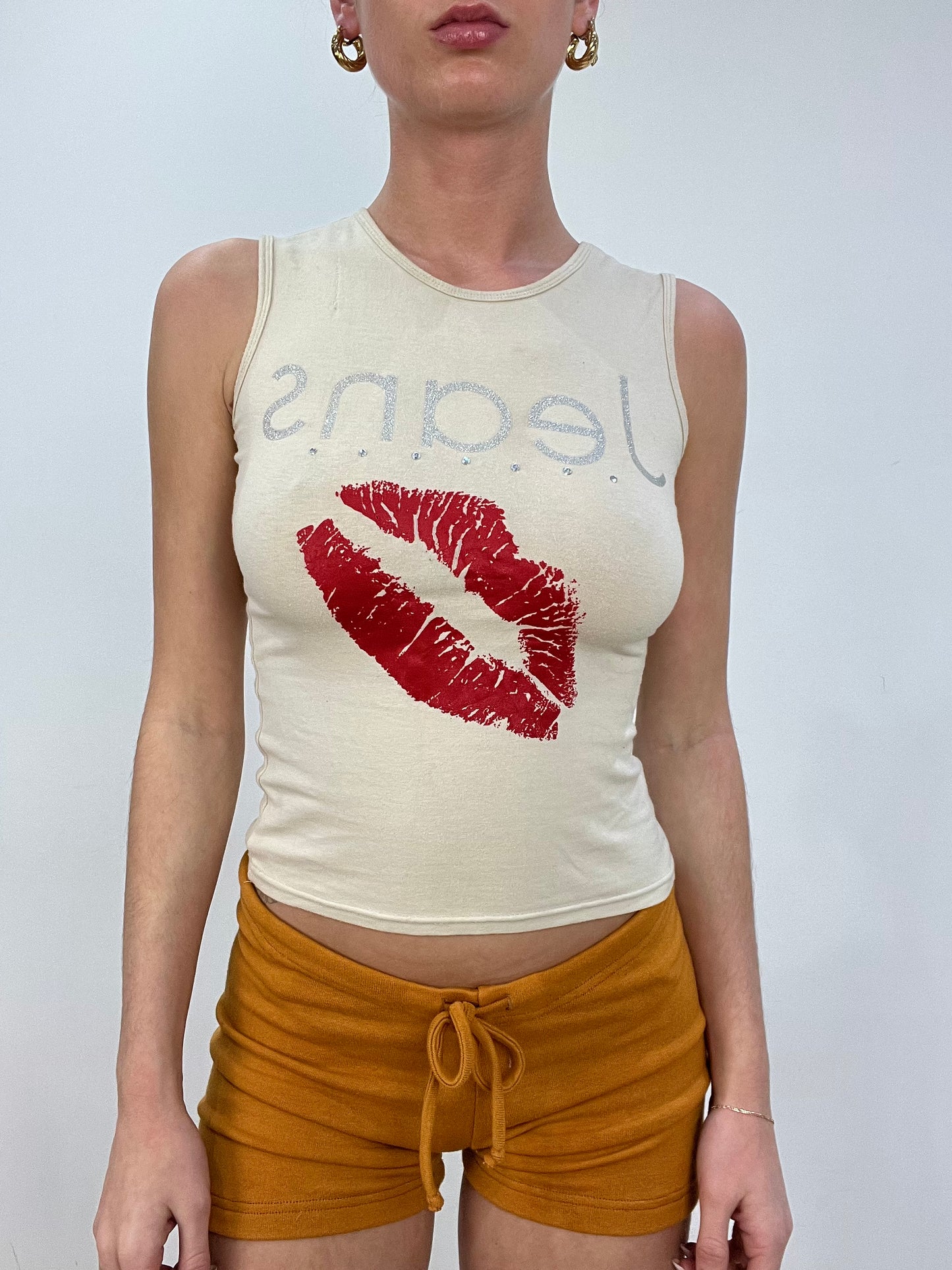 vintage edit nine | small beige kiss print tank top