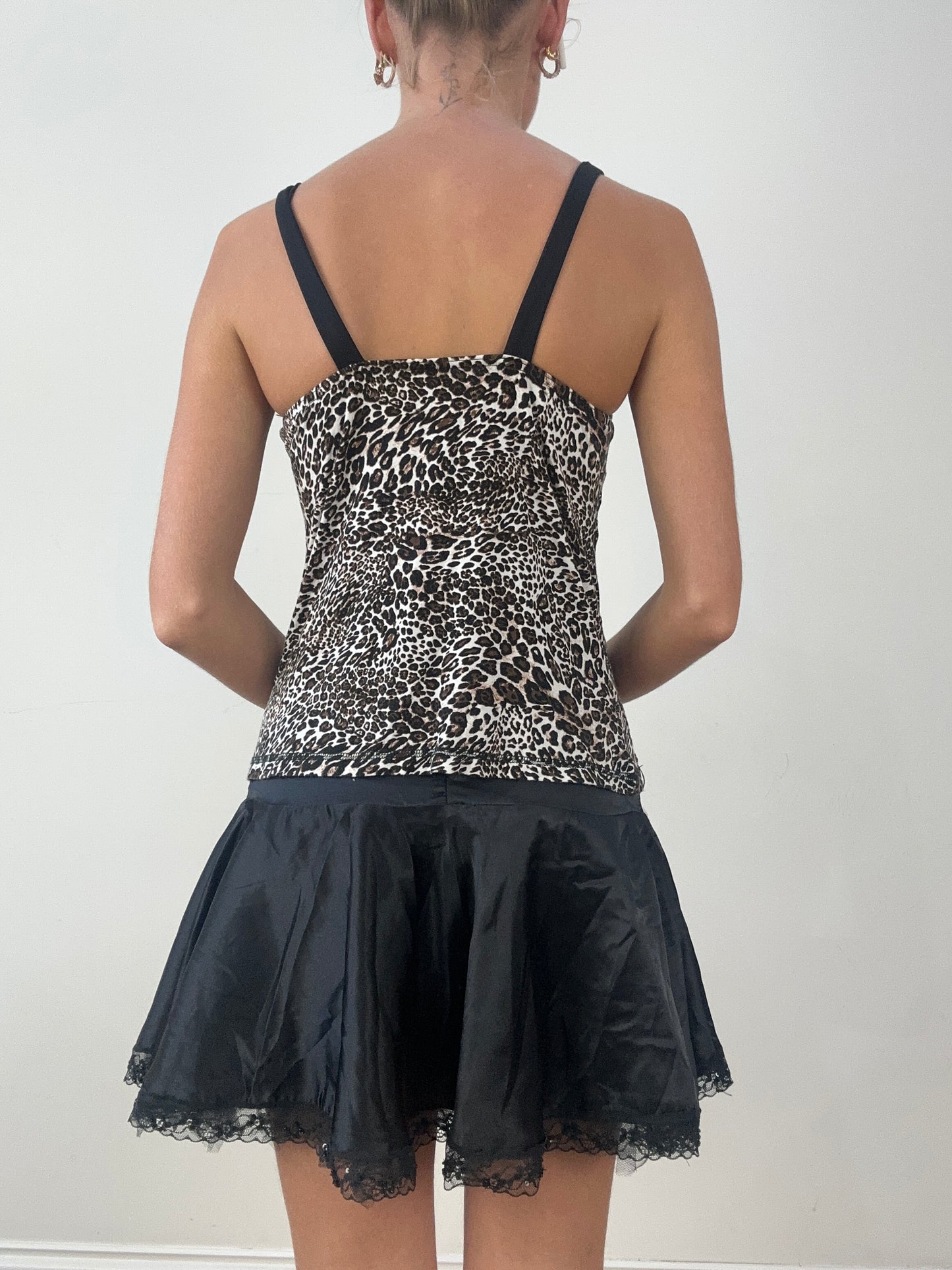 HALLOWEEN | small black and white leopard print cami