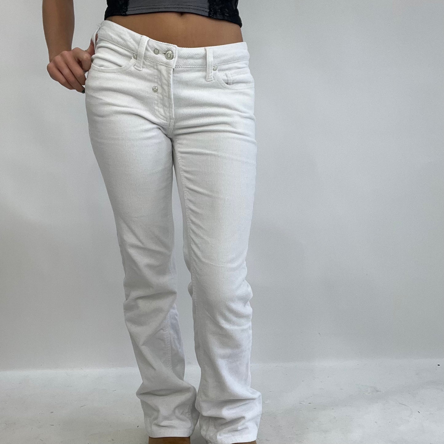 💻INSTA BADDIE DROP | XS white corduroy jeans