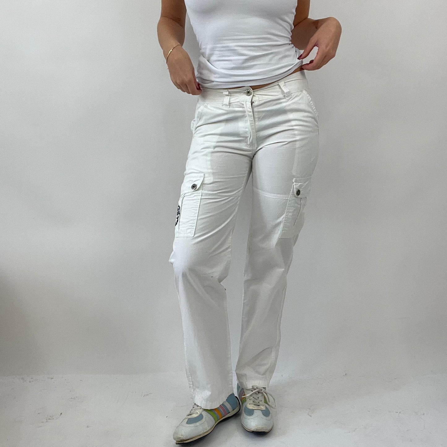 💚 90s MINIMALISM DROP | small white cargo trousers