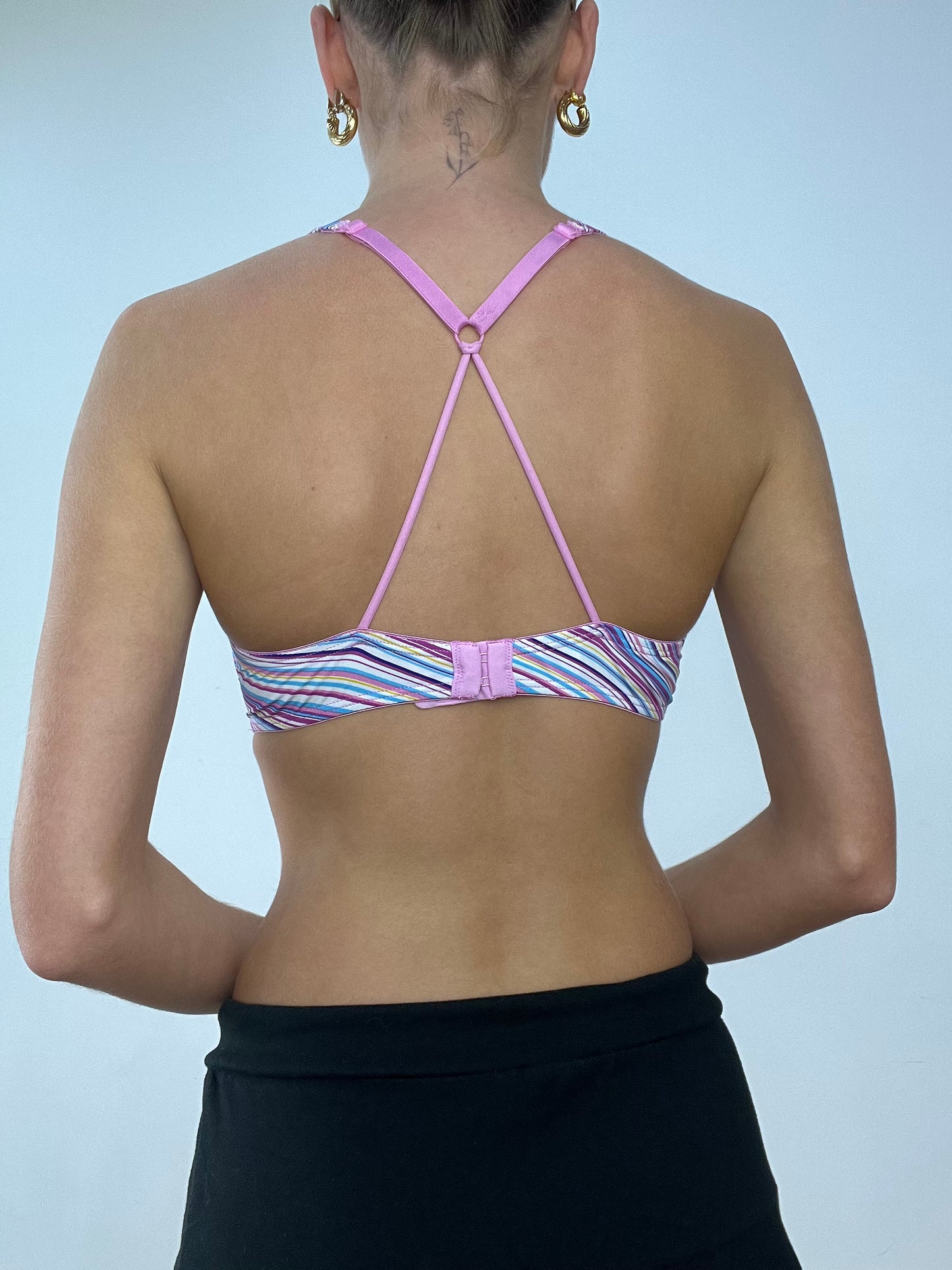 💻BALLETCORE | medium pink and blue striped bra