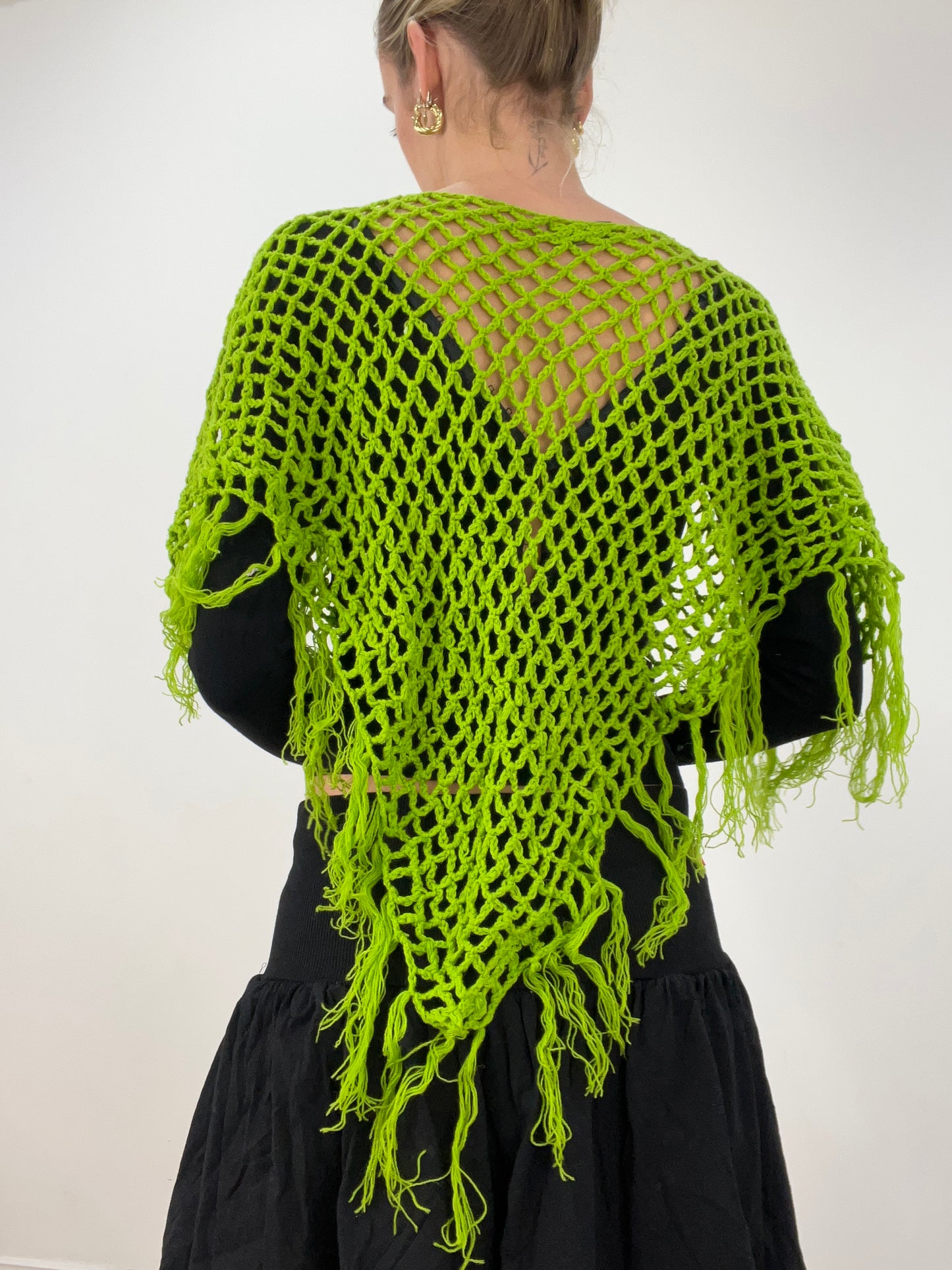 vintage edit four | green crochet poncho