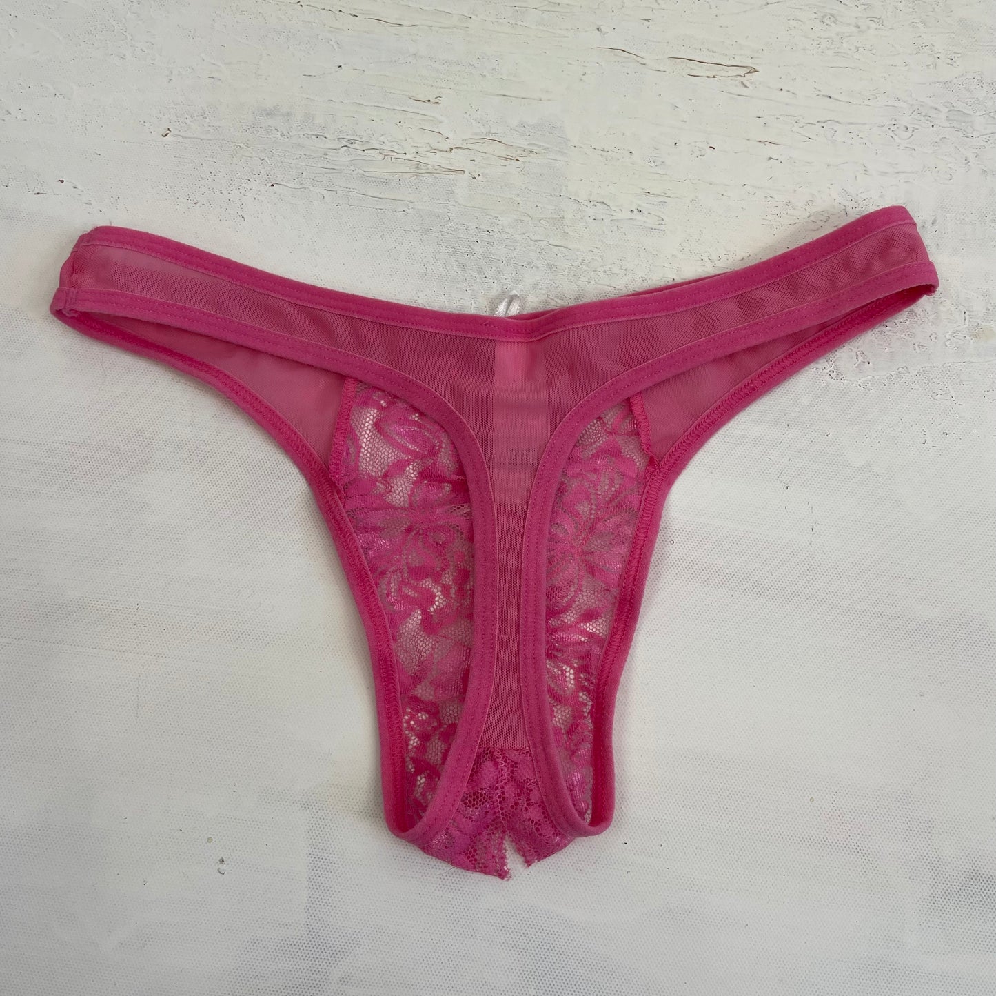 GIRL CORE DROP | small pink lace / mesh thong with bow detail