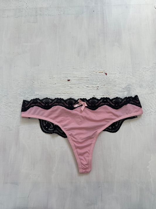 BRAT GIRL SUMMER DROP | small pink thong with black lace detail