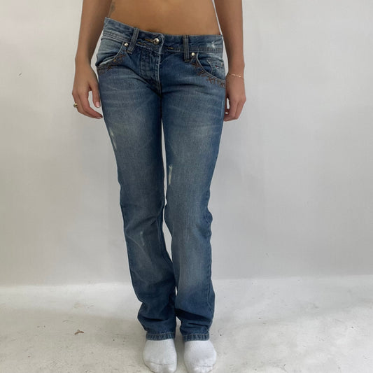 💚 QUIET LUXURY DROP | small blue tommy hilfiger distressed jeans