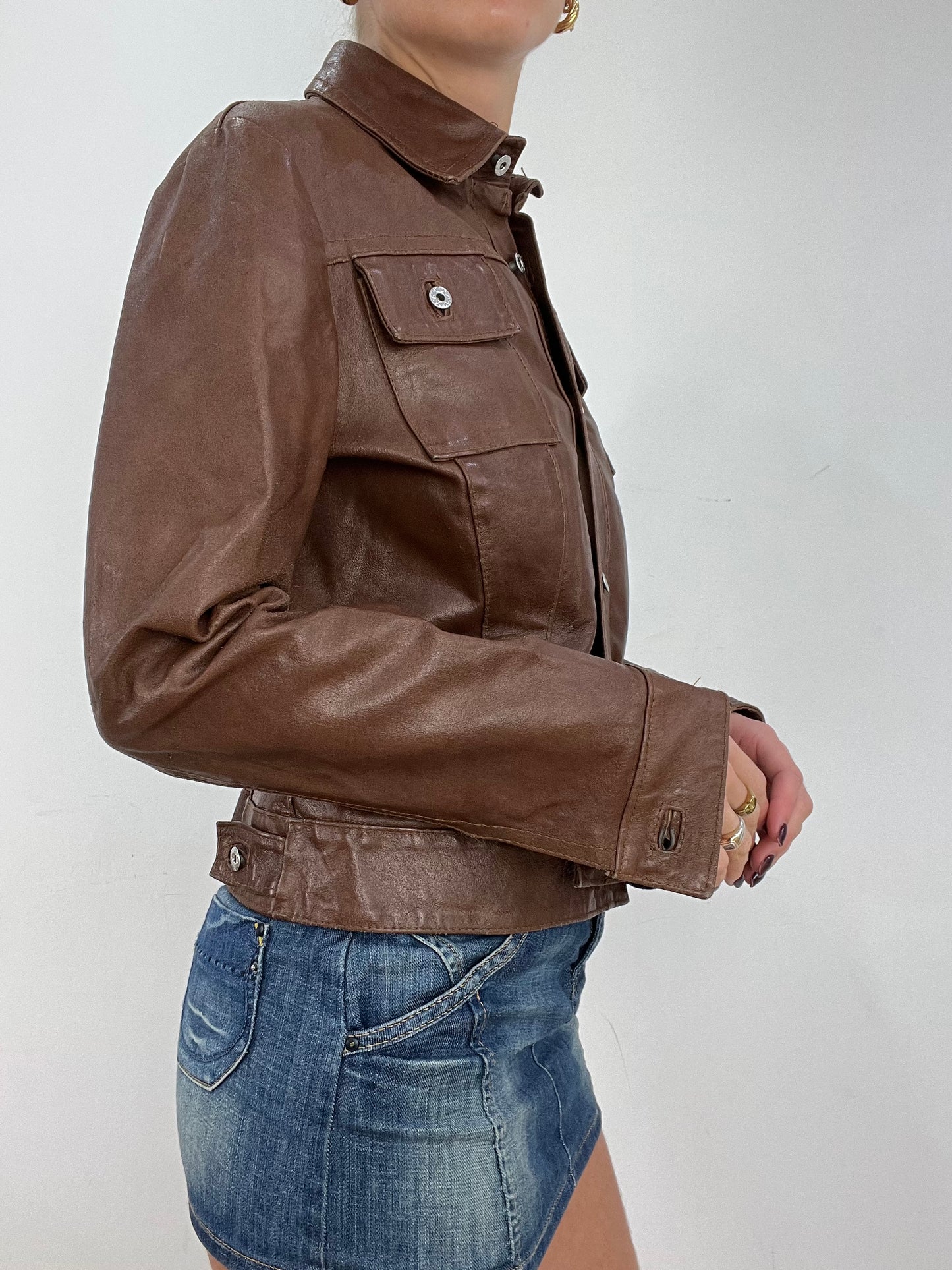 WINTER ESSENTIALS | brown faux leather button down jacket