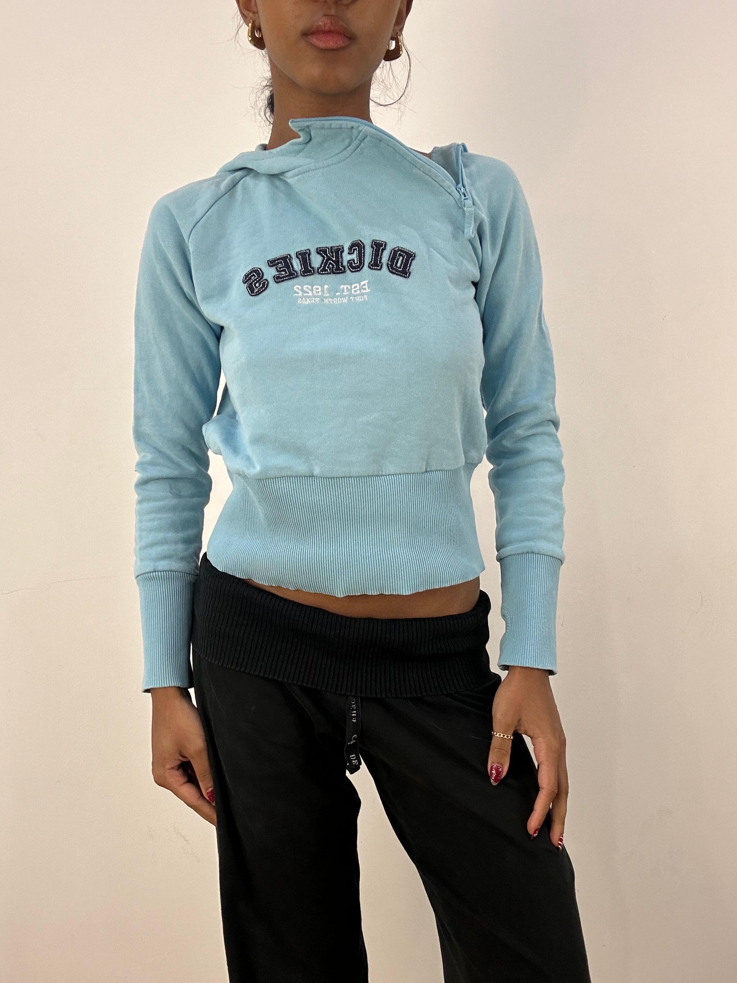 vintage edit six | extra small baby blue dickies jumper