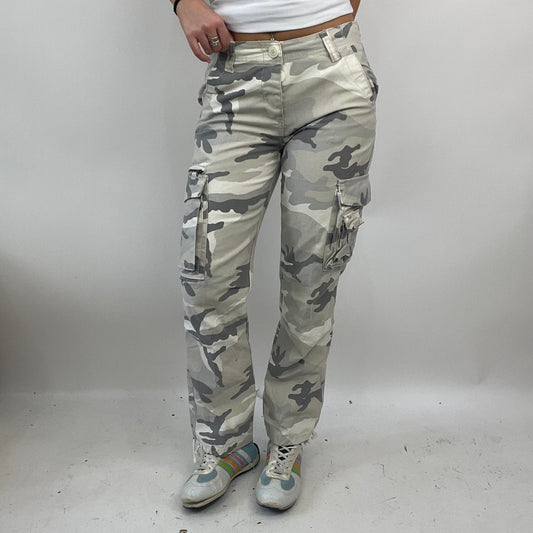 PARIS HILTON DROP | small khaki camo trousers