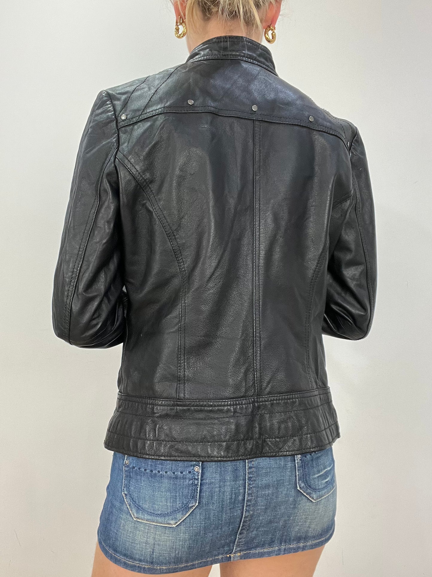 vintage edit nine | small black real leather zip up jacket