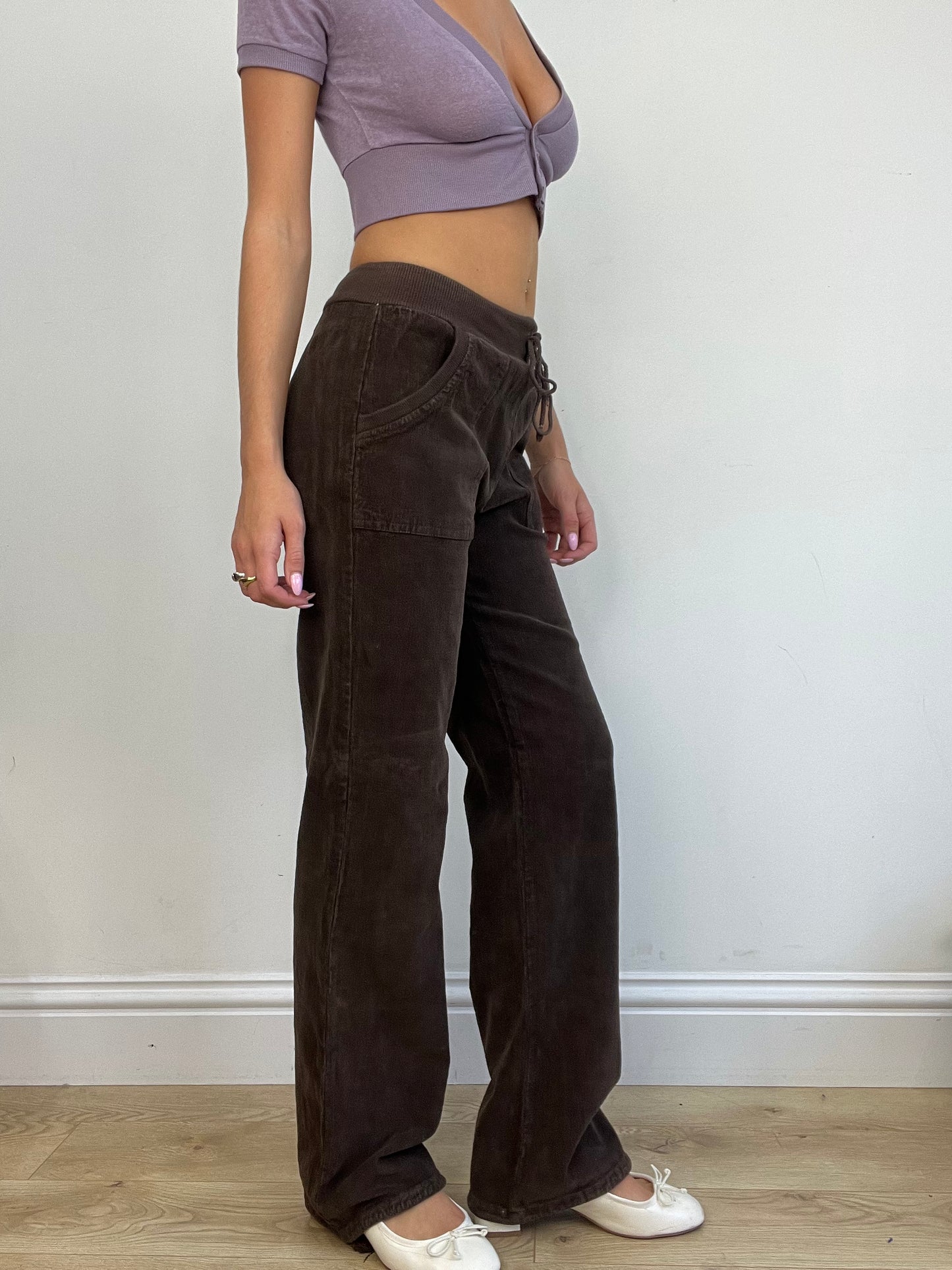 💚 COSY CLASSICS | medium brown corduroy high waisted trousers