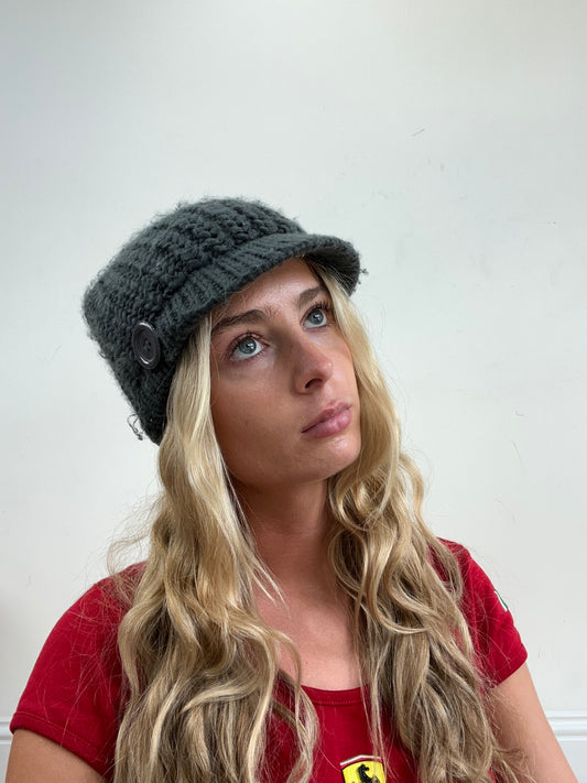 vintage edit thirteen | grey knitted cap