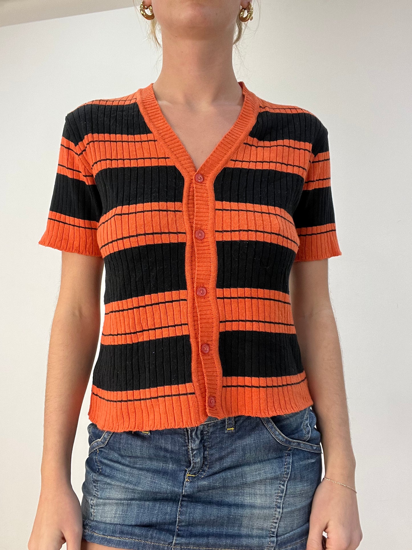 BEST PICKS | medium orange and black striped cardigan