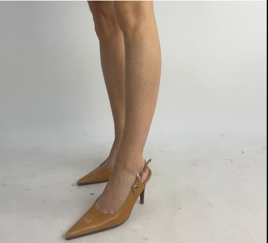 MANHATTAN GIRL DROP | camel slingback kitten heels