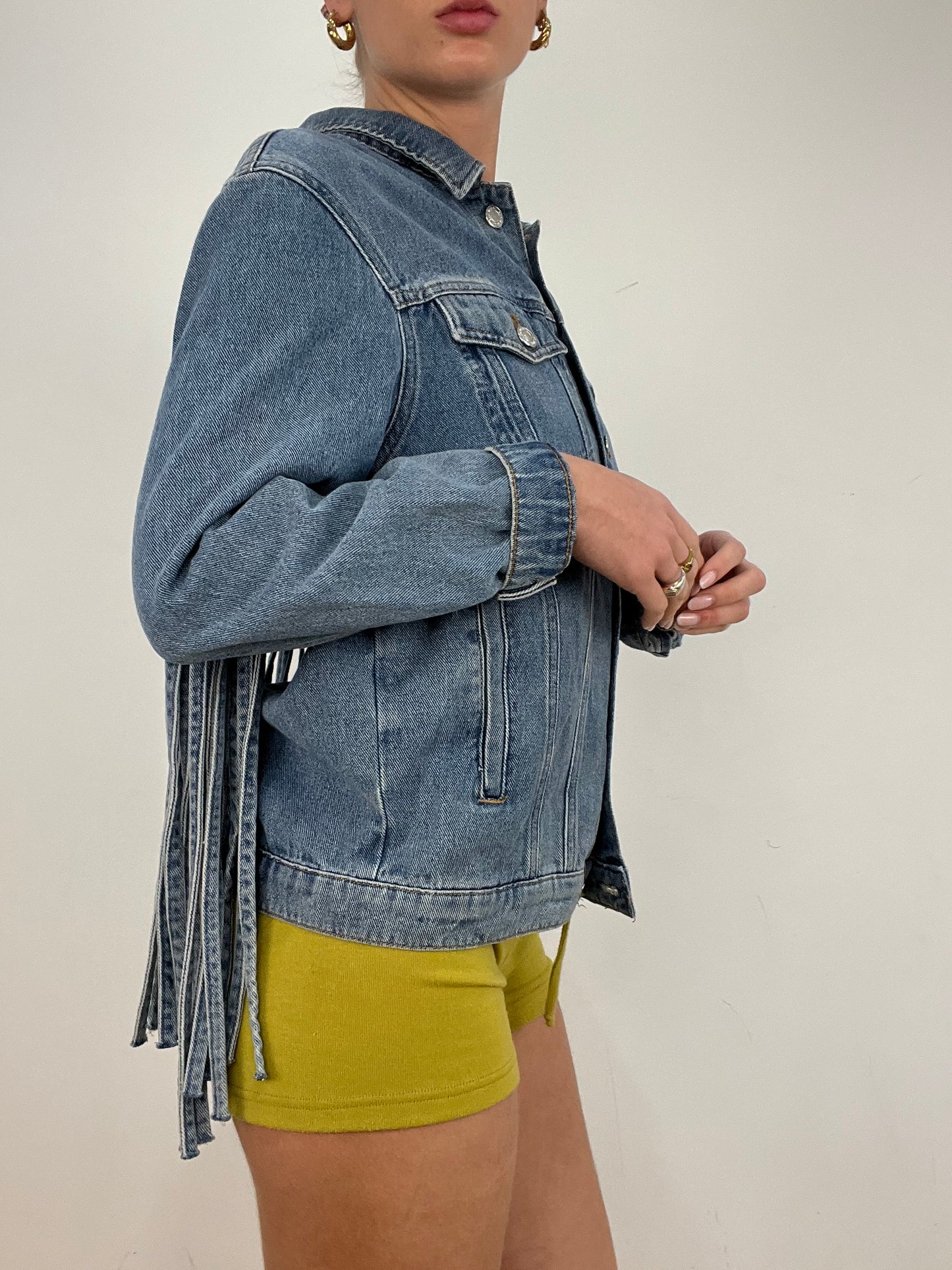 vintage edit ten | medium mid wash denim fringe jacket