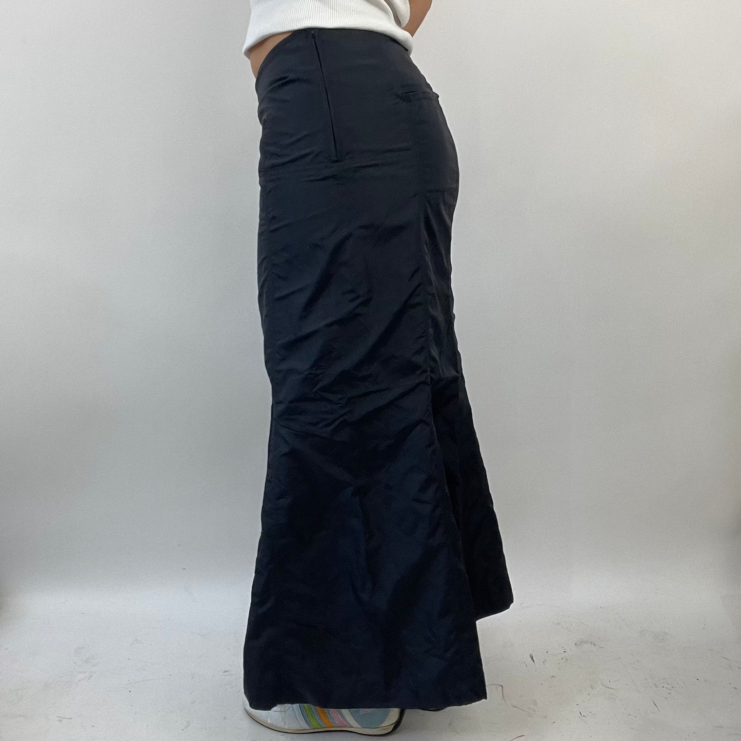 FUTURECORE DROP | small black old label h&m cargo maxi skirt