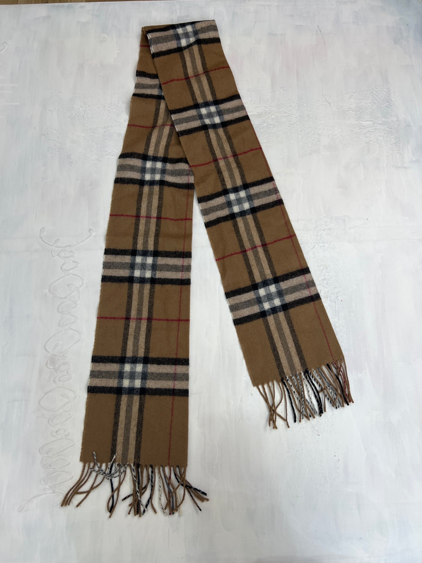 WINTER ESSENTIALS | brown and black burberry style scarf