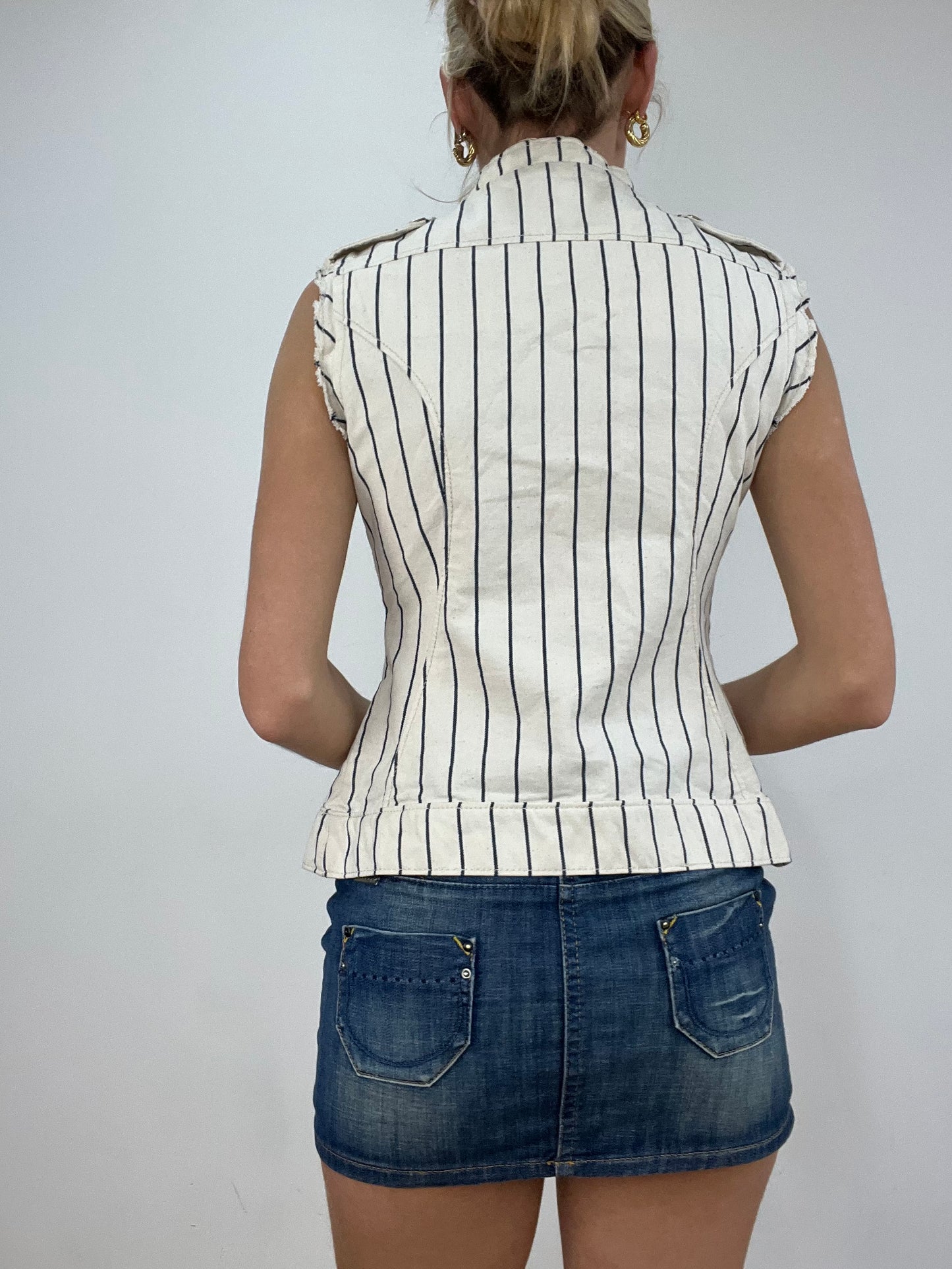 vintage edit six | medium white and navy striped miss sixty gilet