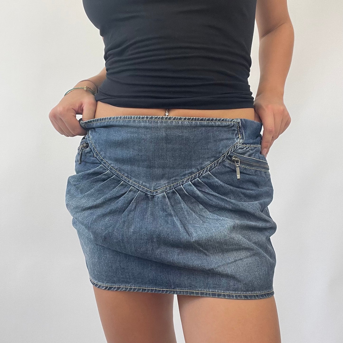 💻OLIVIA RODRIGO DROP | small denim mini skirt with elastic waistband