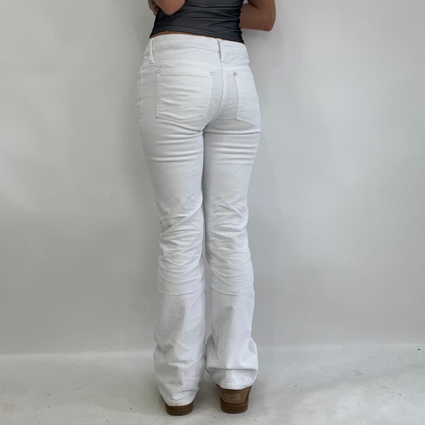 💻INSTA BADDIE DROP | XS white corduroy jeans