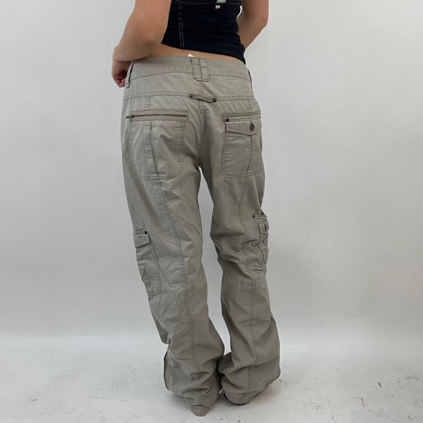 BEST PICKS | large beige cargo trousers